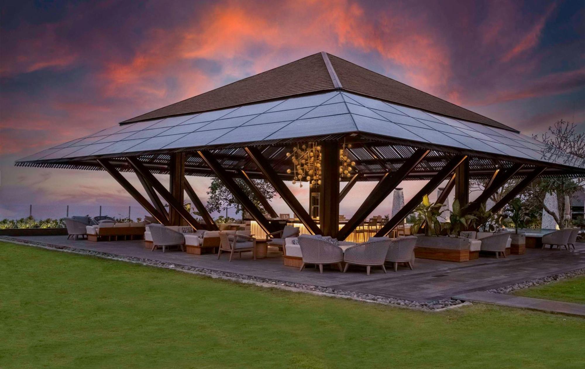 Umana Bali, Lxr & By Hilton