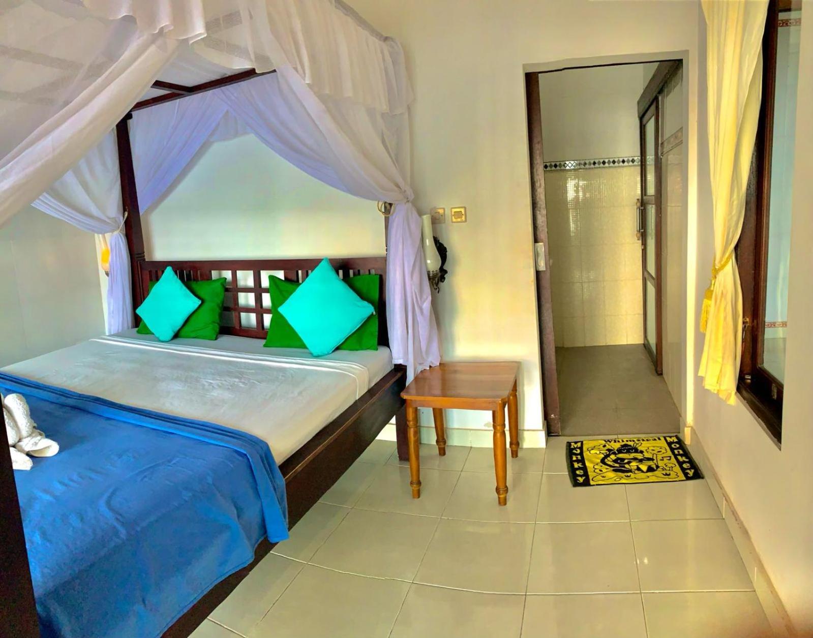 Titi Sedana Amed (Bali)