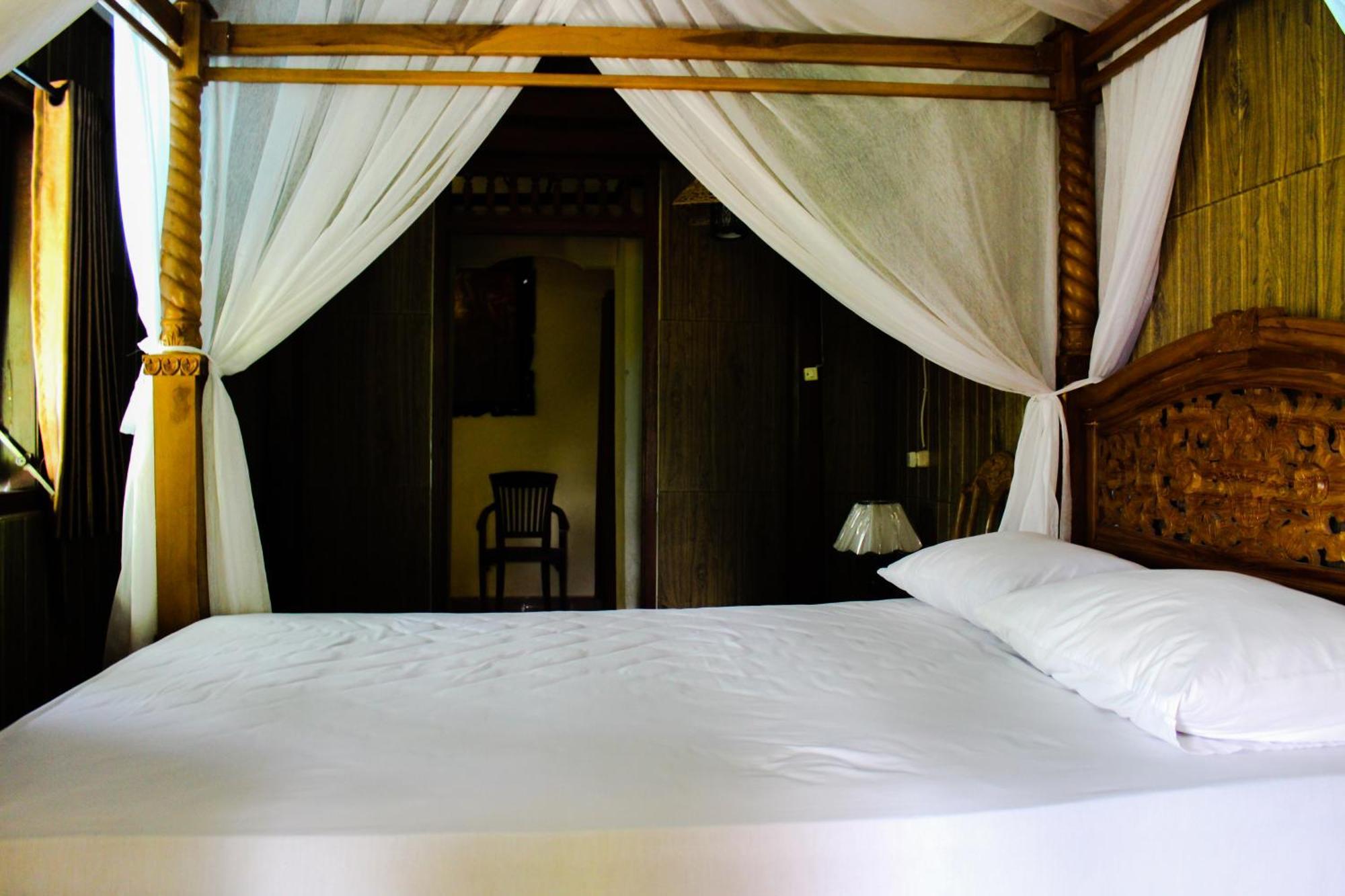 The Sangkih Restaurant & Bar Lodge