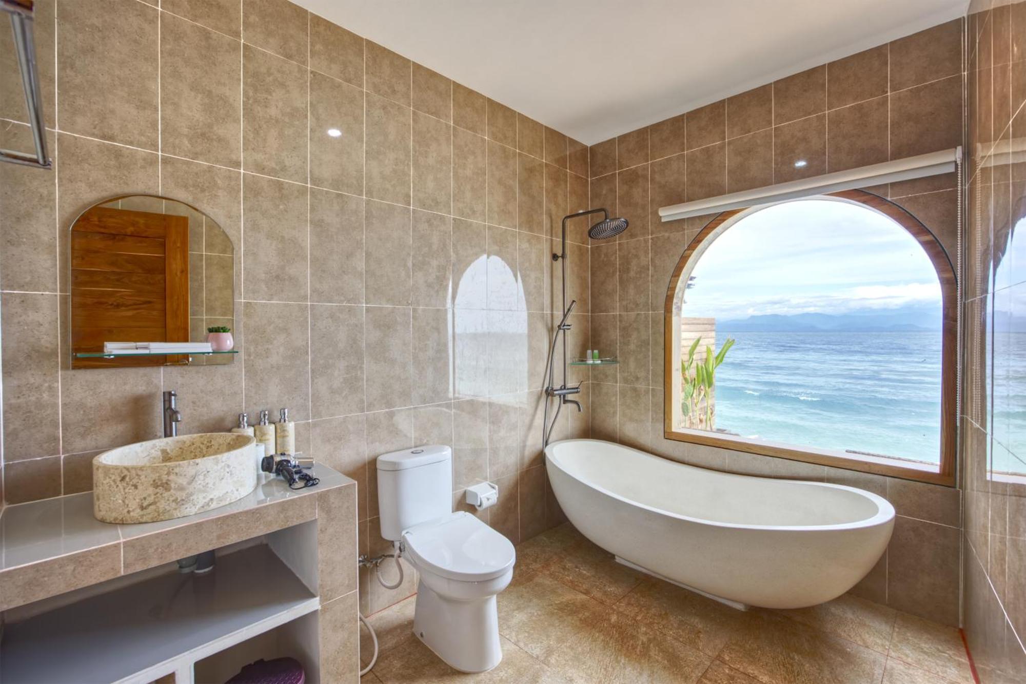 Moontana Beachfront *