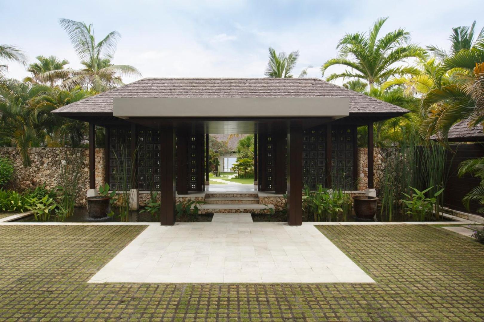 The Ungasan Clifftop Resort