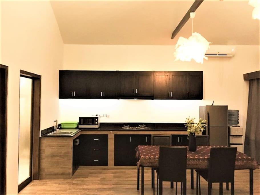 Sexy Nomad Luxury Studio, Kitchen & Wi-fi In Umalas * Canggu (Bali)