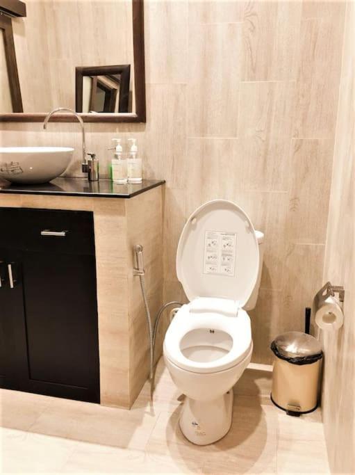 Sexy Nomad Luxury Studio, Kitchen & Wi-fi In Umalas Apartment *