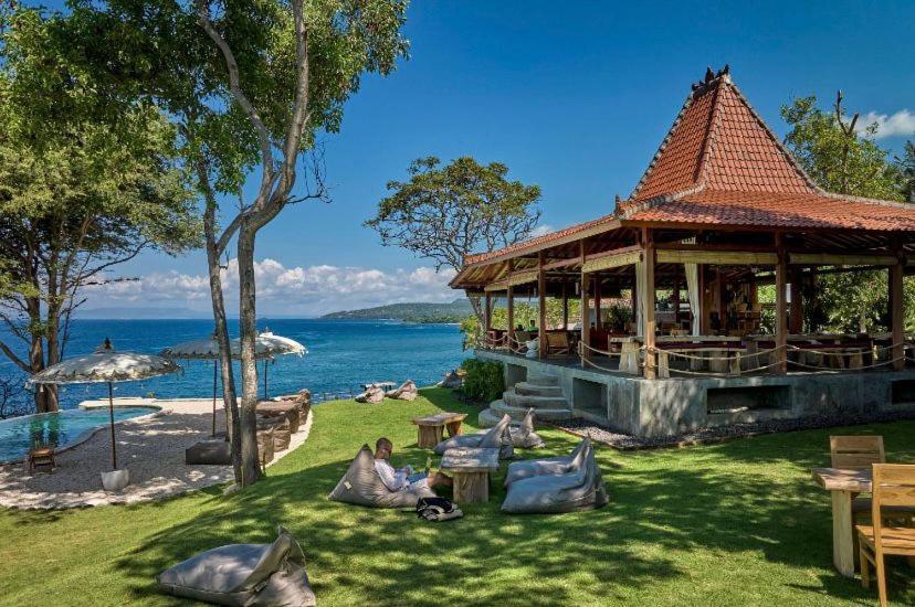 Bali Cliff Glamping Luxury tent
