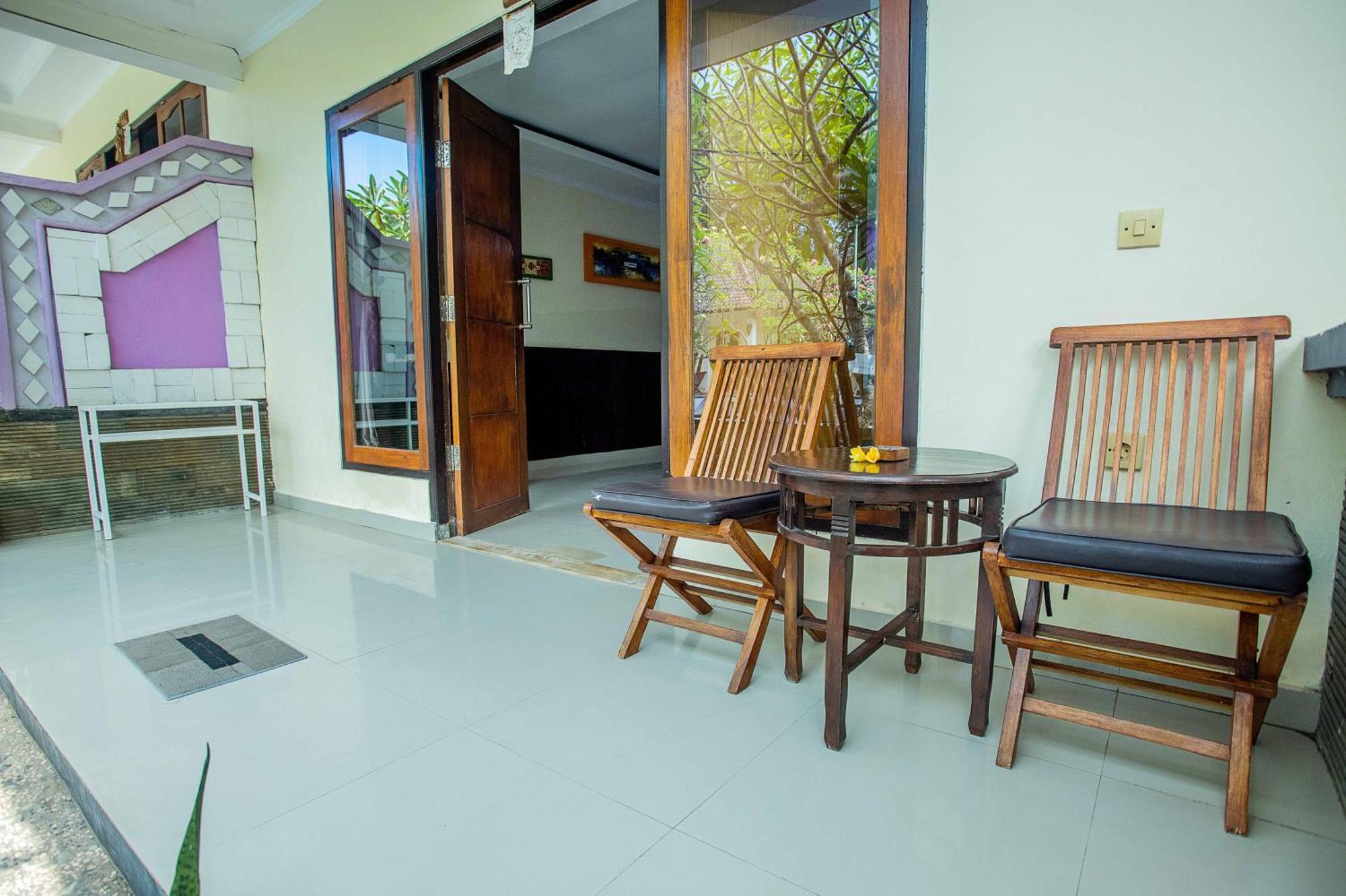 Tropical Garden By Tanis Hotel