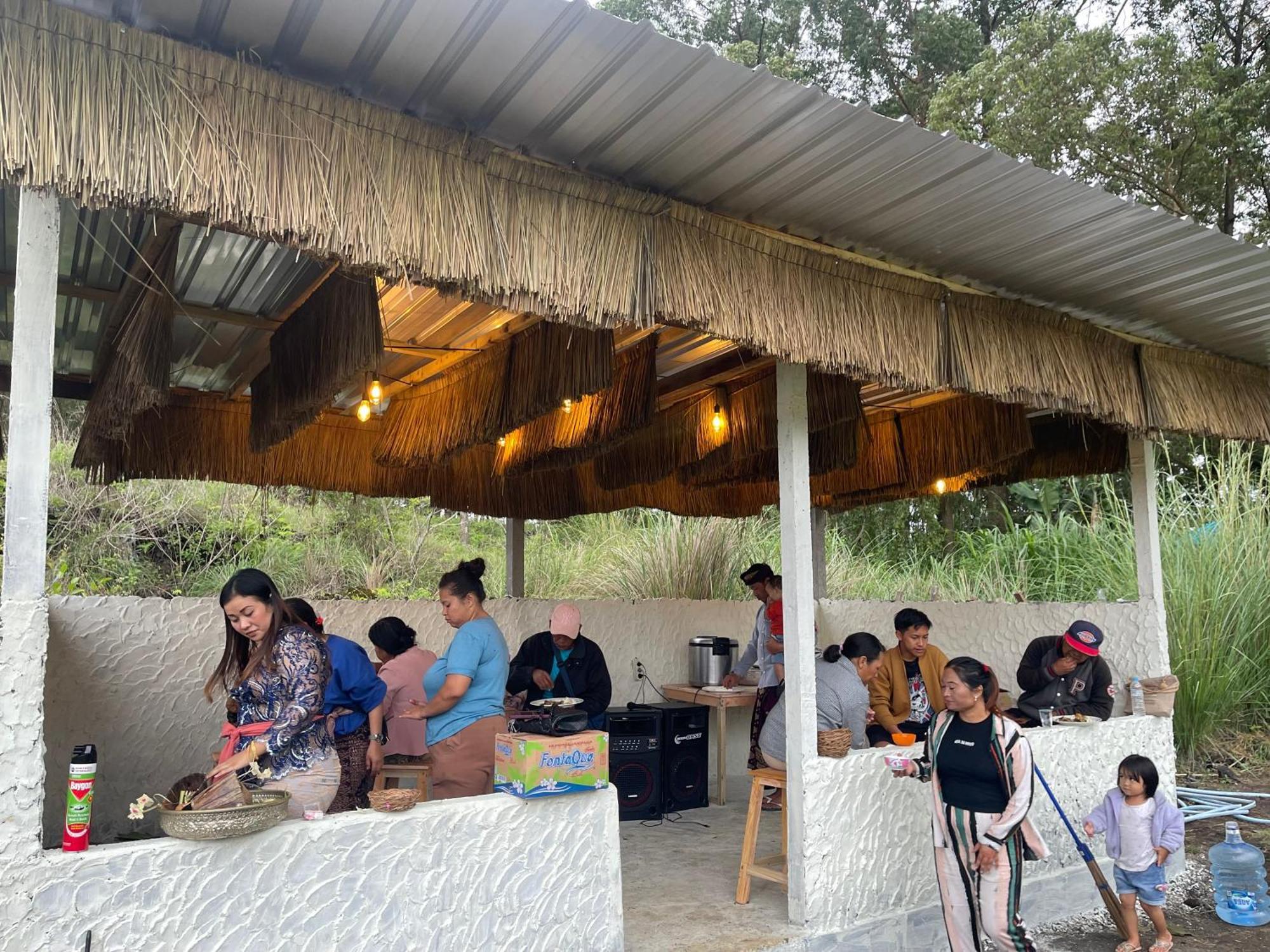 Triangular House And Hot Spring Wisma tamu