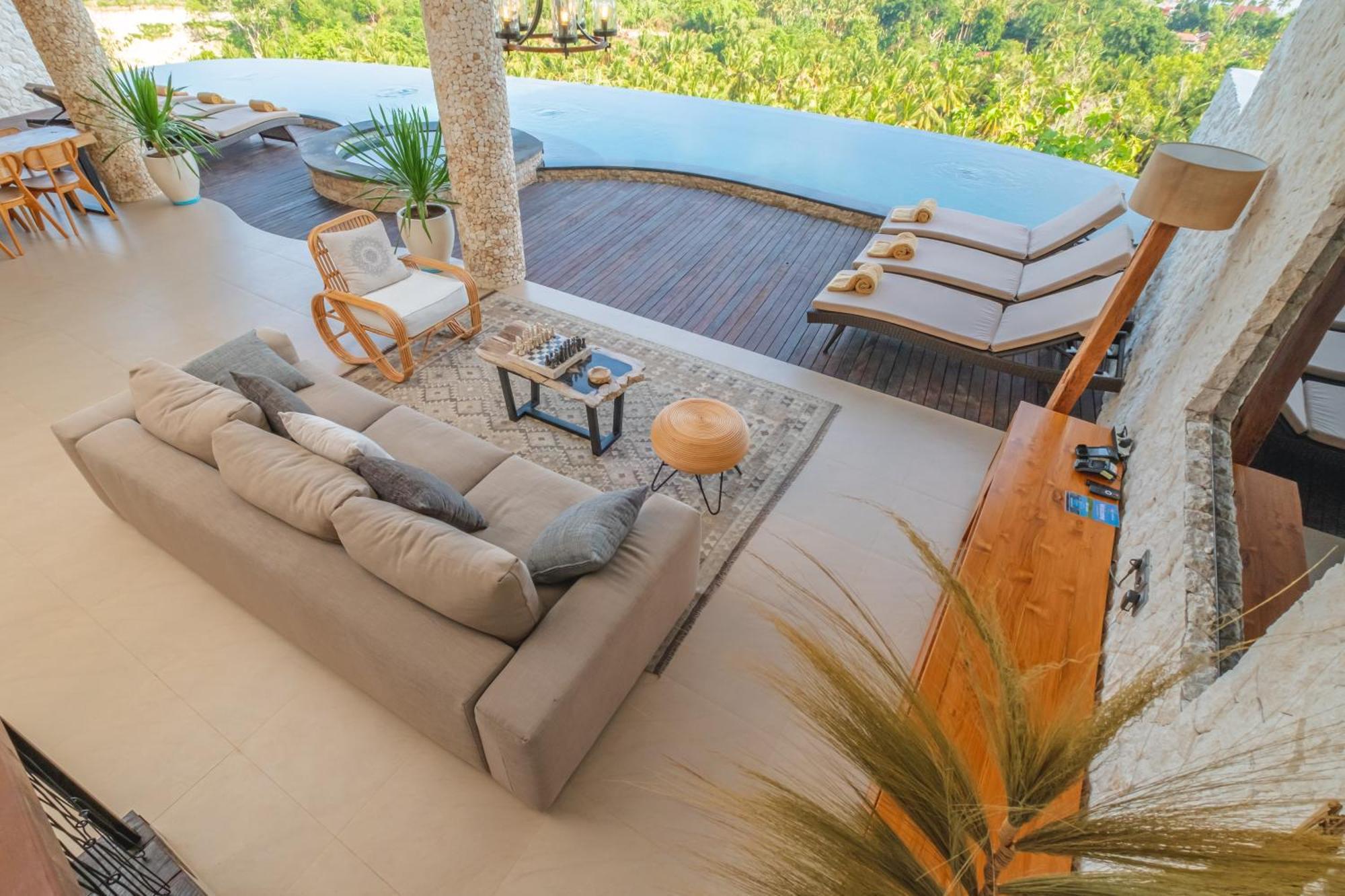 Kaliente Homestay Toyapakeh