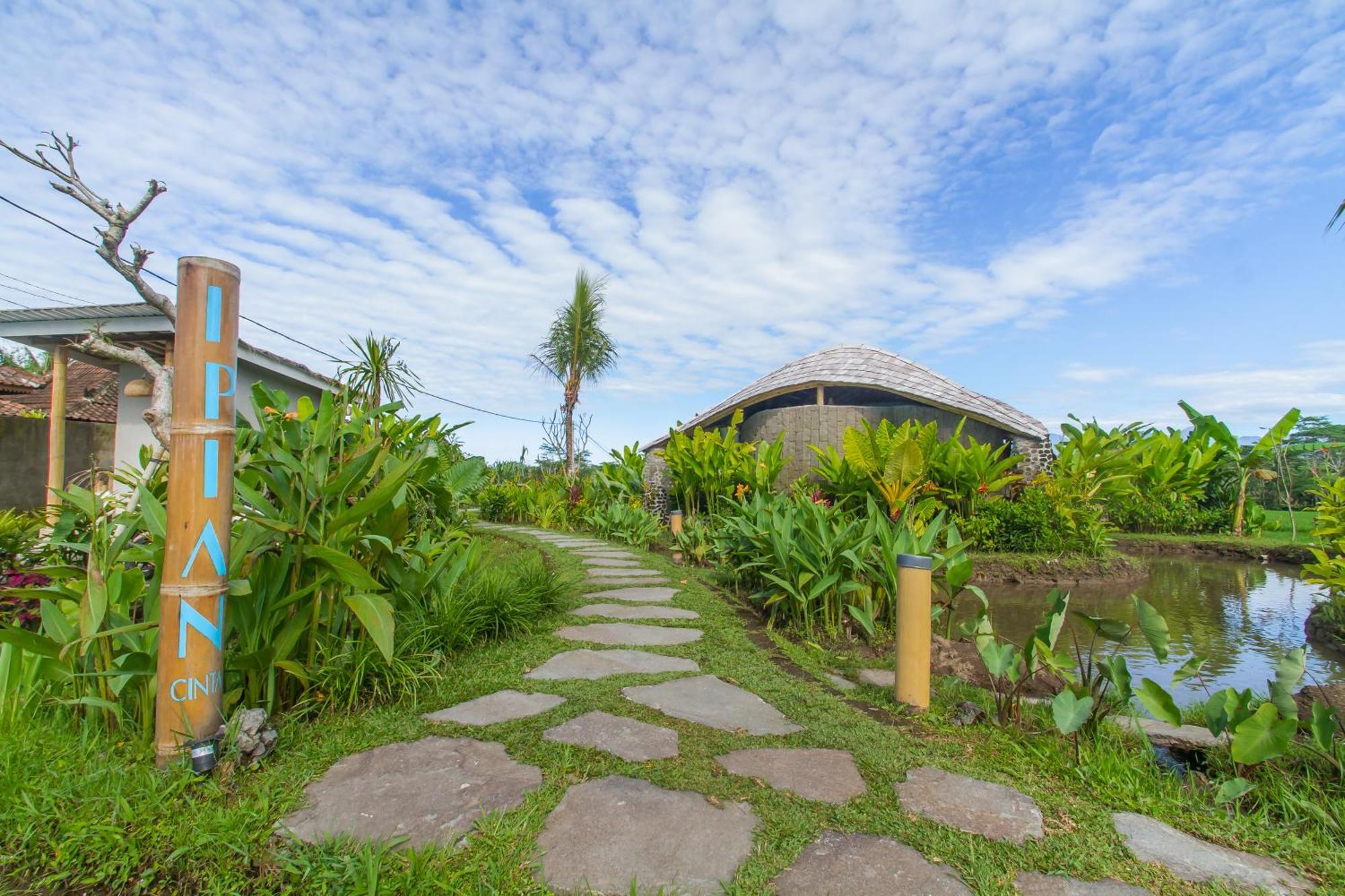 Villa Ipian Cinta By Pramana Ubud (Bali)