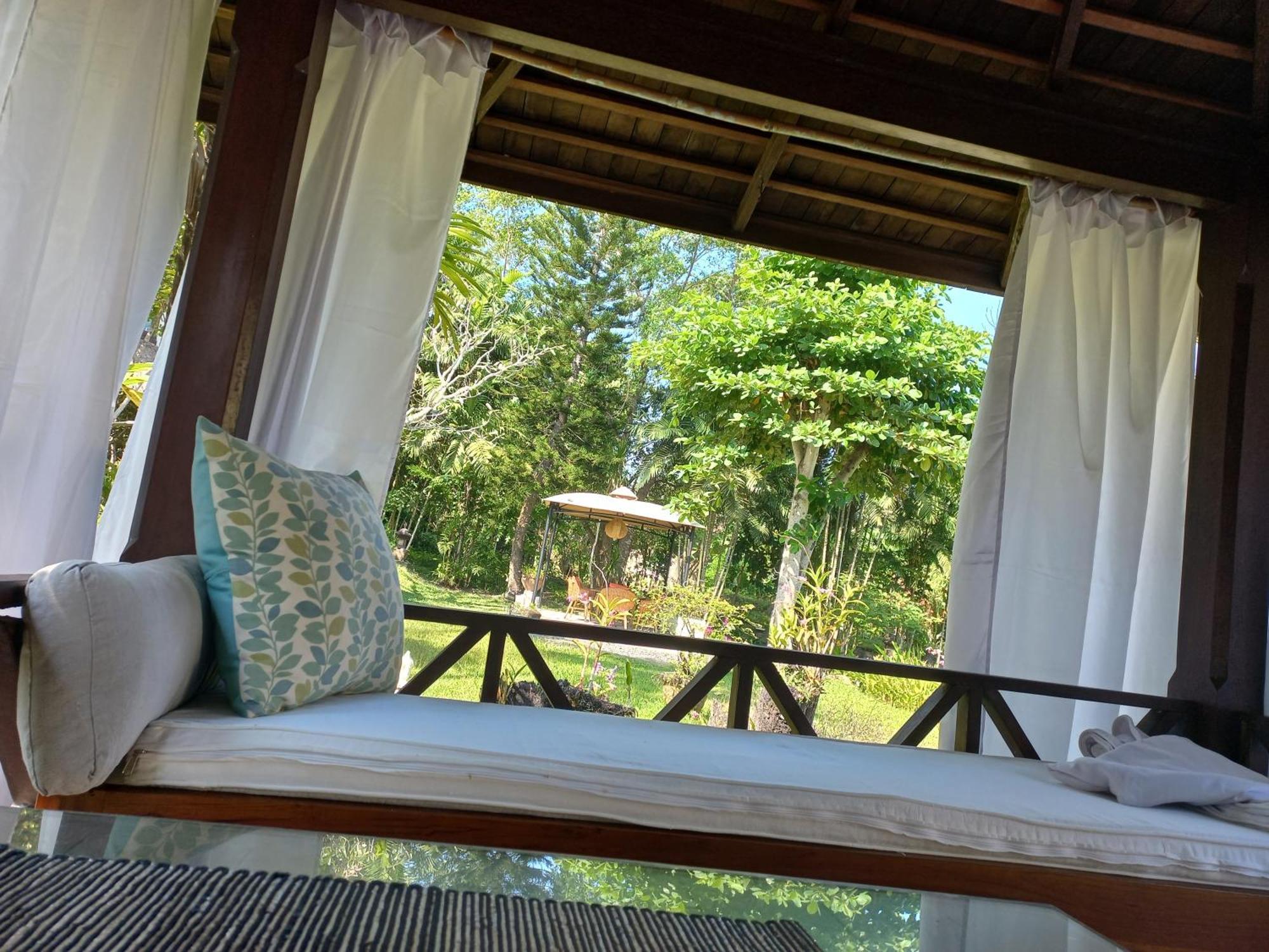 Abalone Holiday park 3*