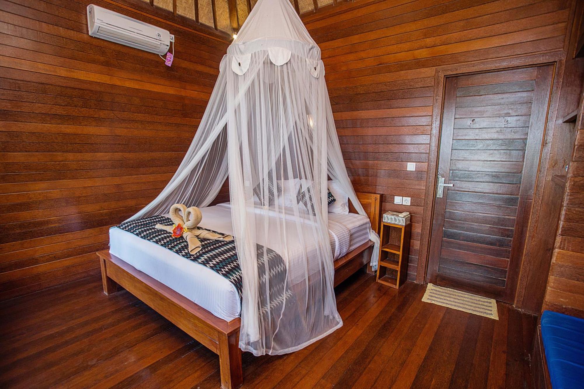 Tawe Ocean Blue Lembongan Holiday park 2*