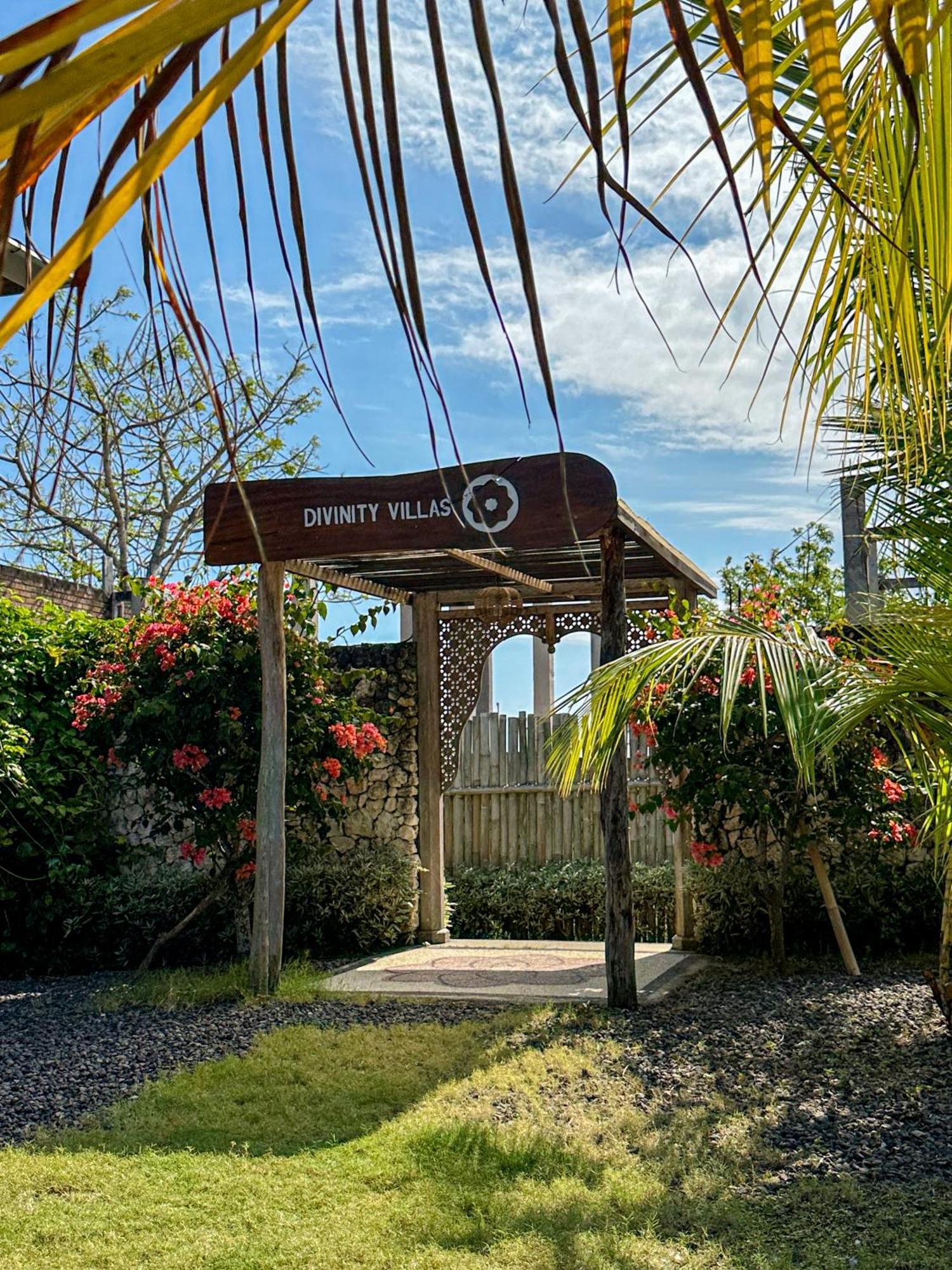 Villa Divinity - Uluwatu, Bali *