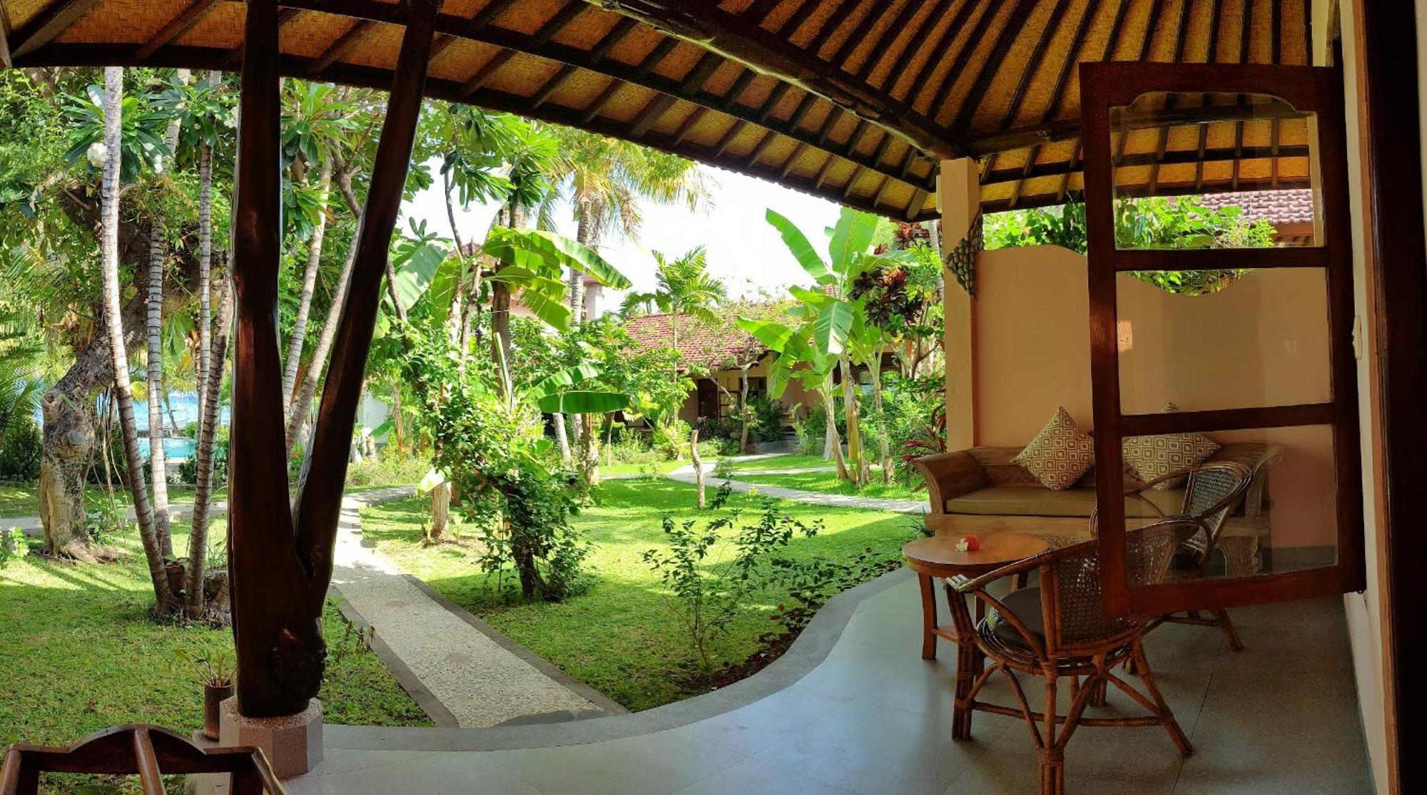 1000 Dream Hotel Lovina (Bali)