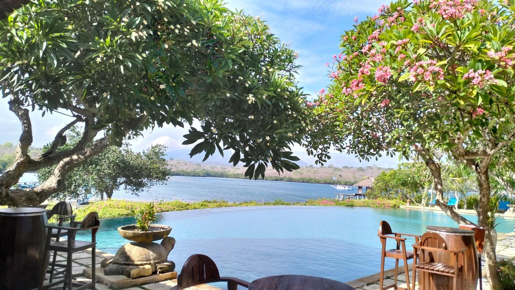 Resort Naya Gawana & 4*