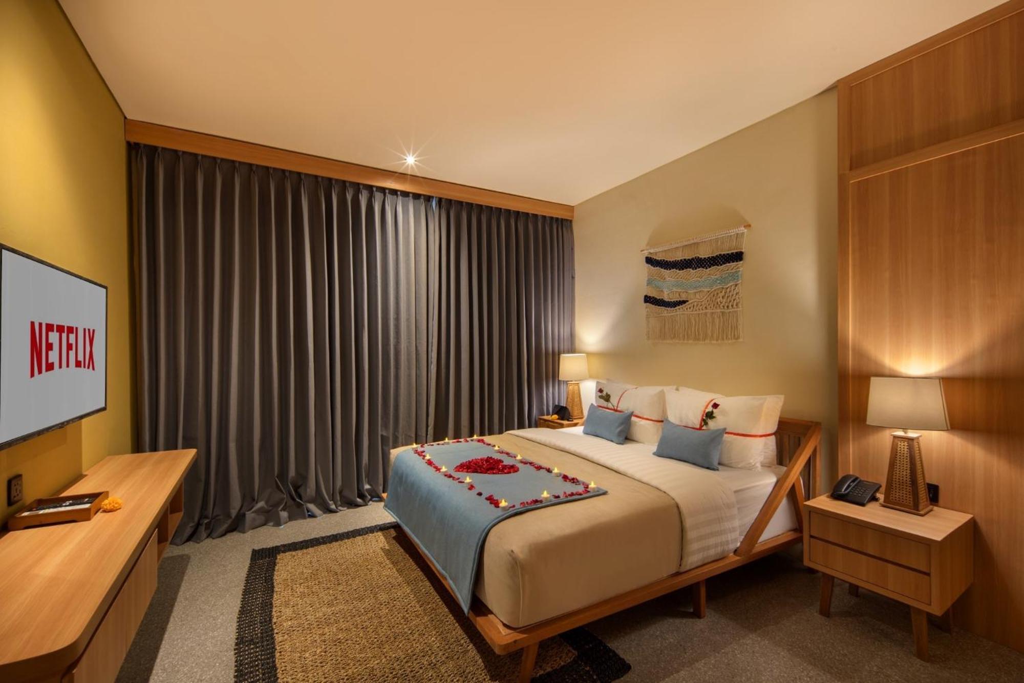 & By Ini Vie Hospitality Resort 5*