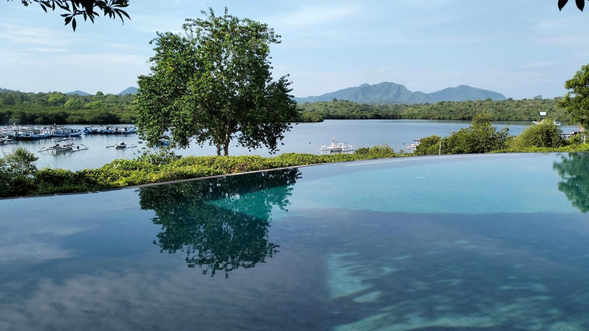 Resort Naya Gawana & Banyuwedang