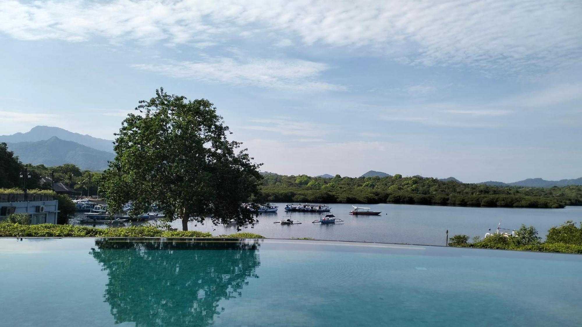Resort Naya Gawana & 4*
