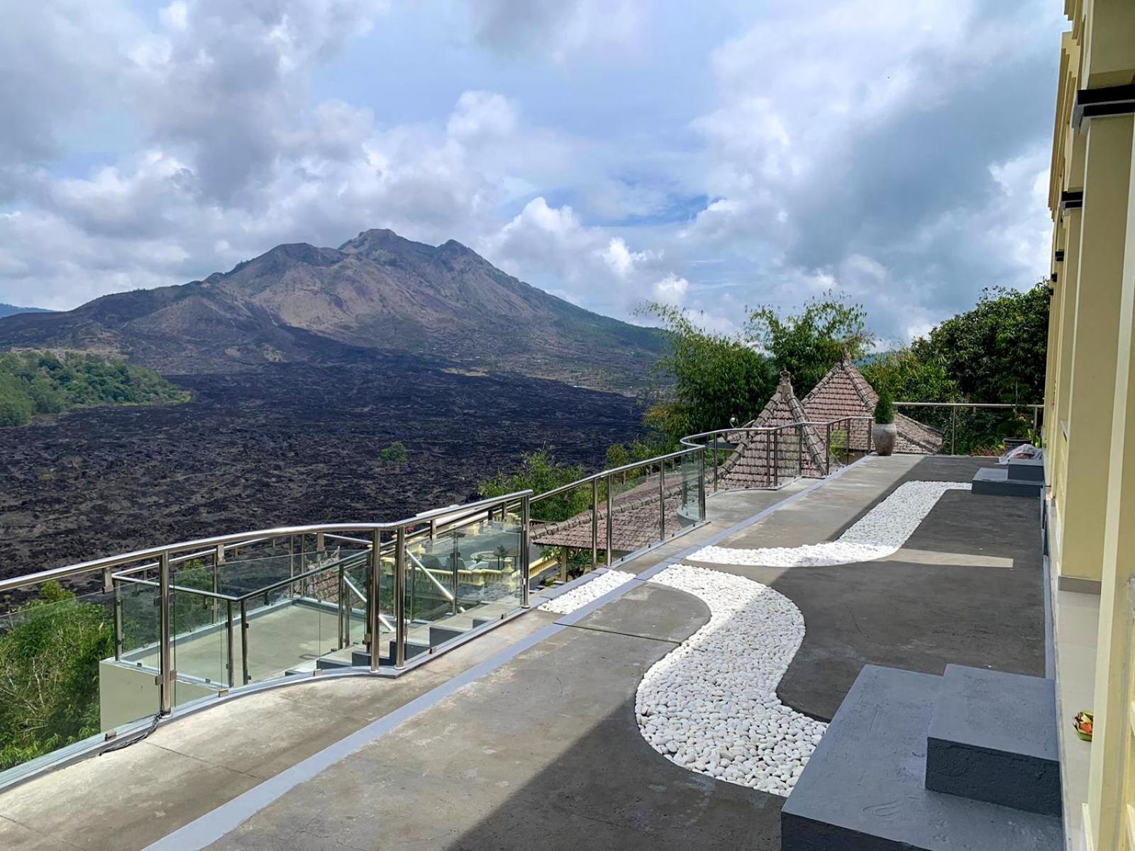 Wisma tamu Ayodya Batur *