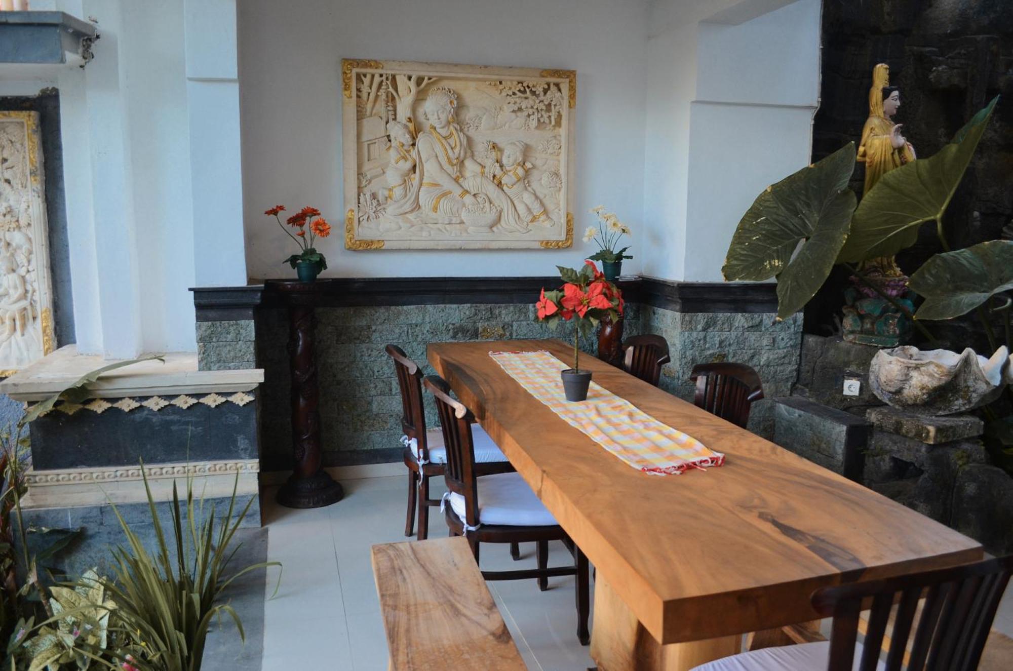 The Bali Villa Denpasar (Bali)