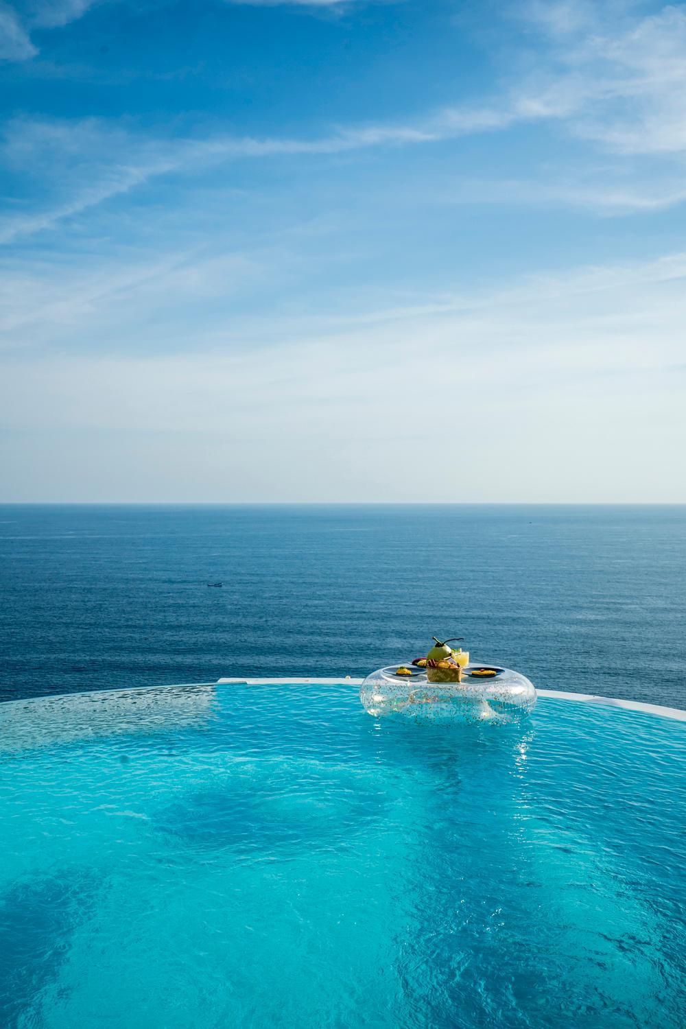 Private Jet * Uluwatu (Bali)