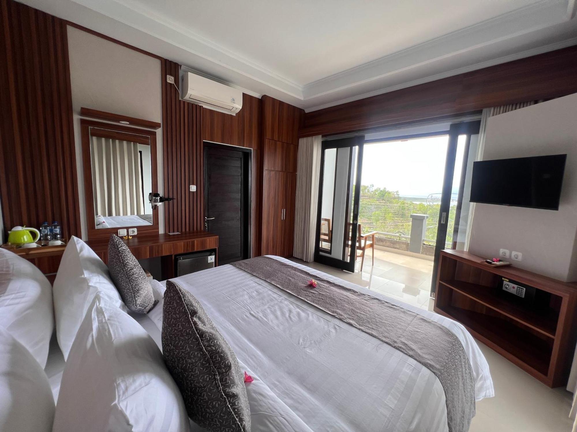 Grand Yuna Nusa Penida Hotel