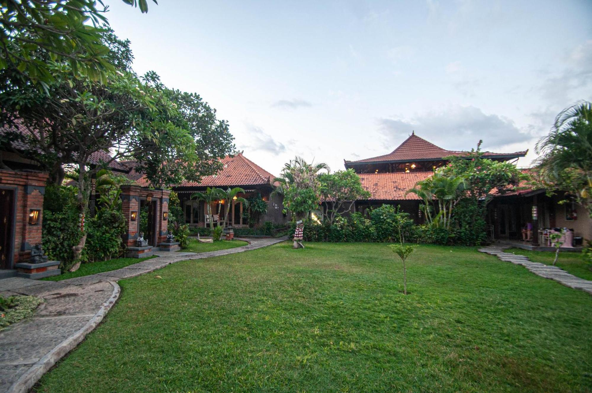 Kubuku Eco Dive And Yoga Hotel 3*