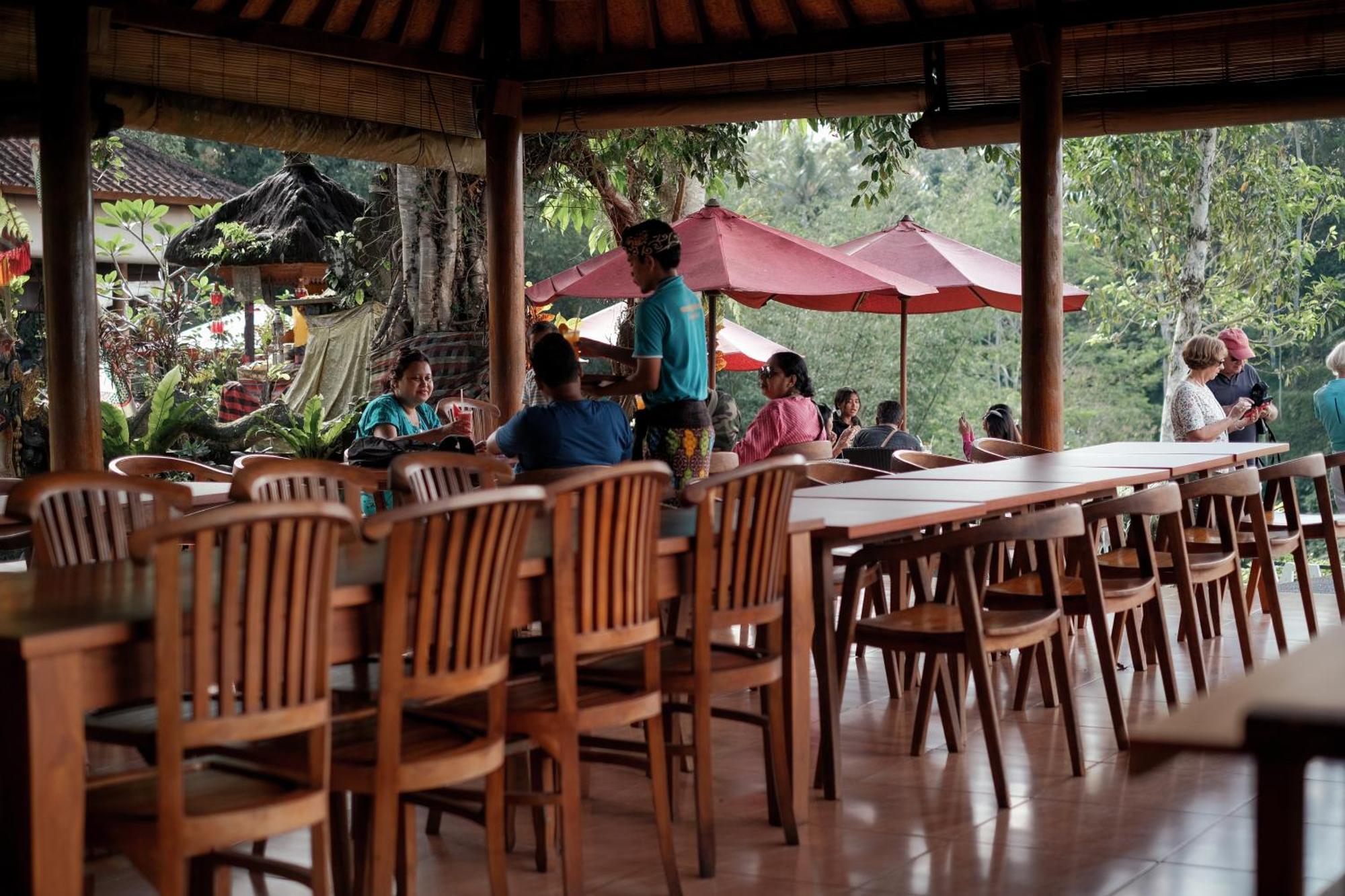 Mahagiri Resort&restaurant