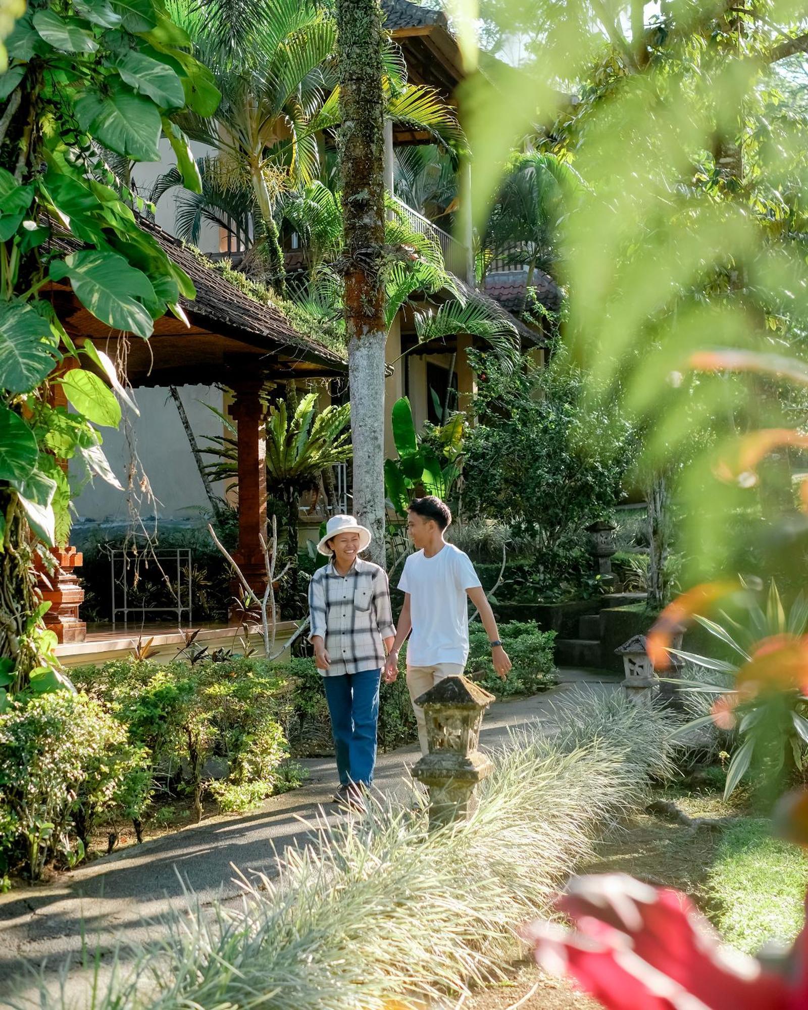 Resor Mahagiri Resort&restaurant