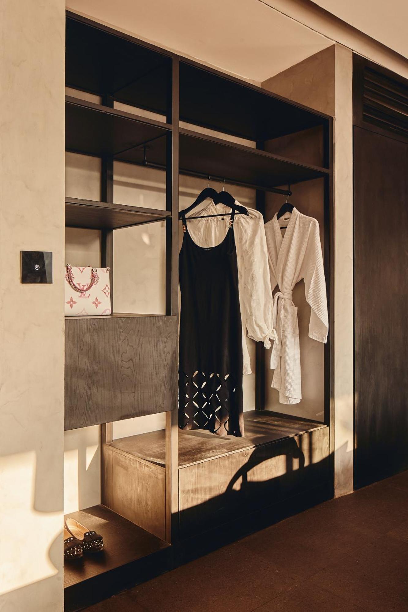 Je Ne Sais Quoi Villa
