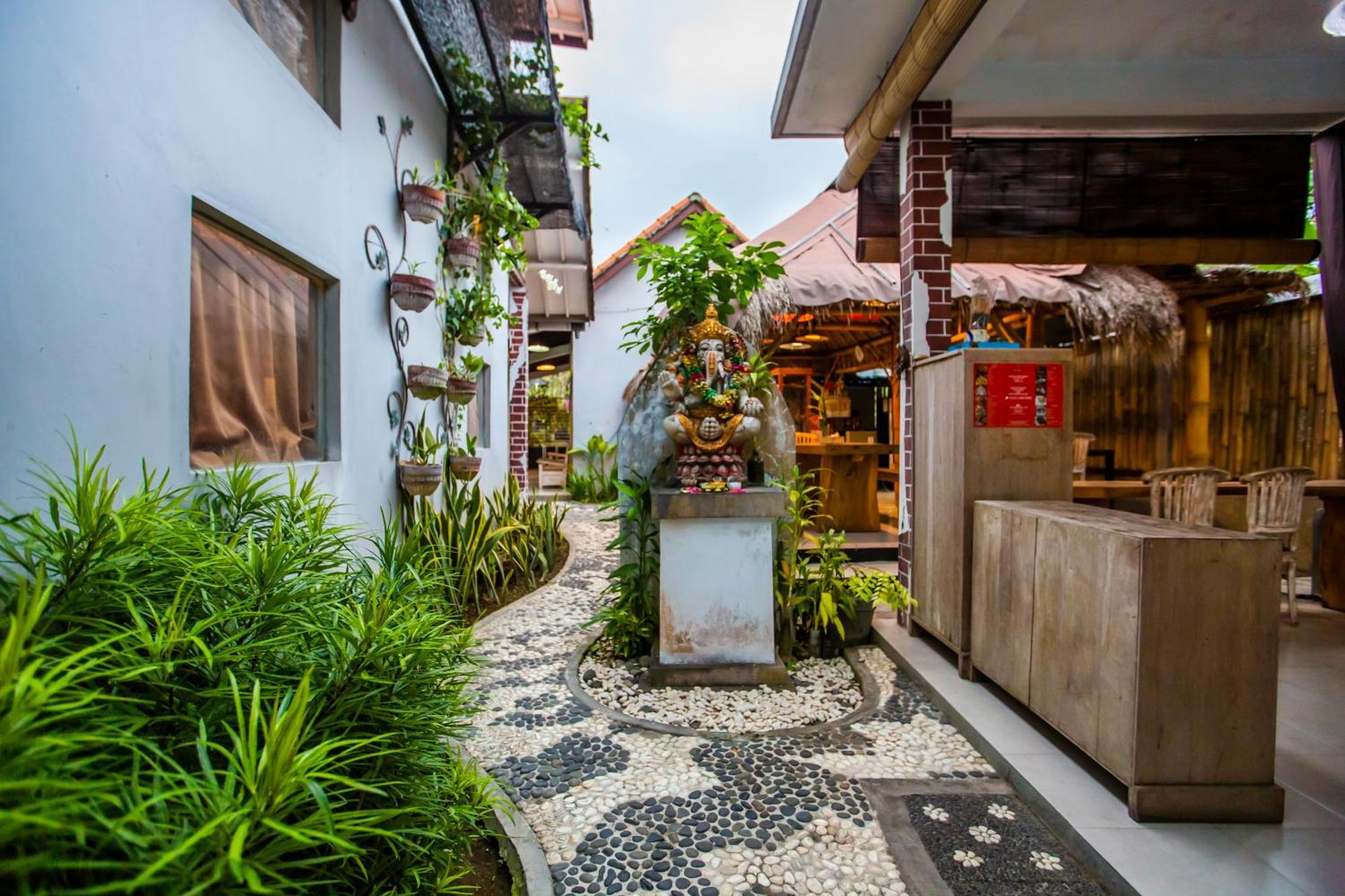 Asrama The Nest