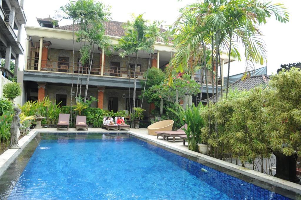 Wisma tamu Tori