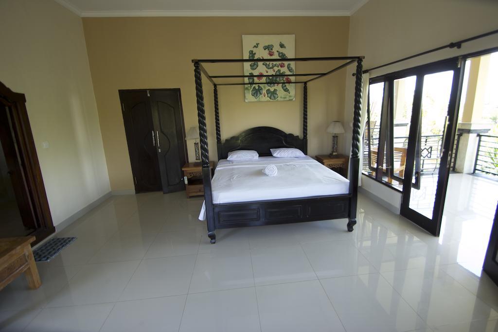Padang Padang Surf Guest house