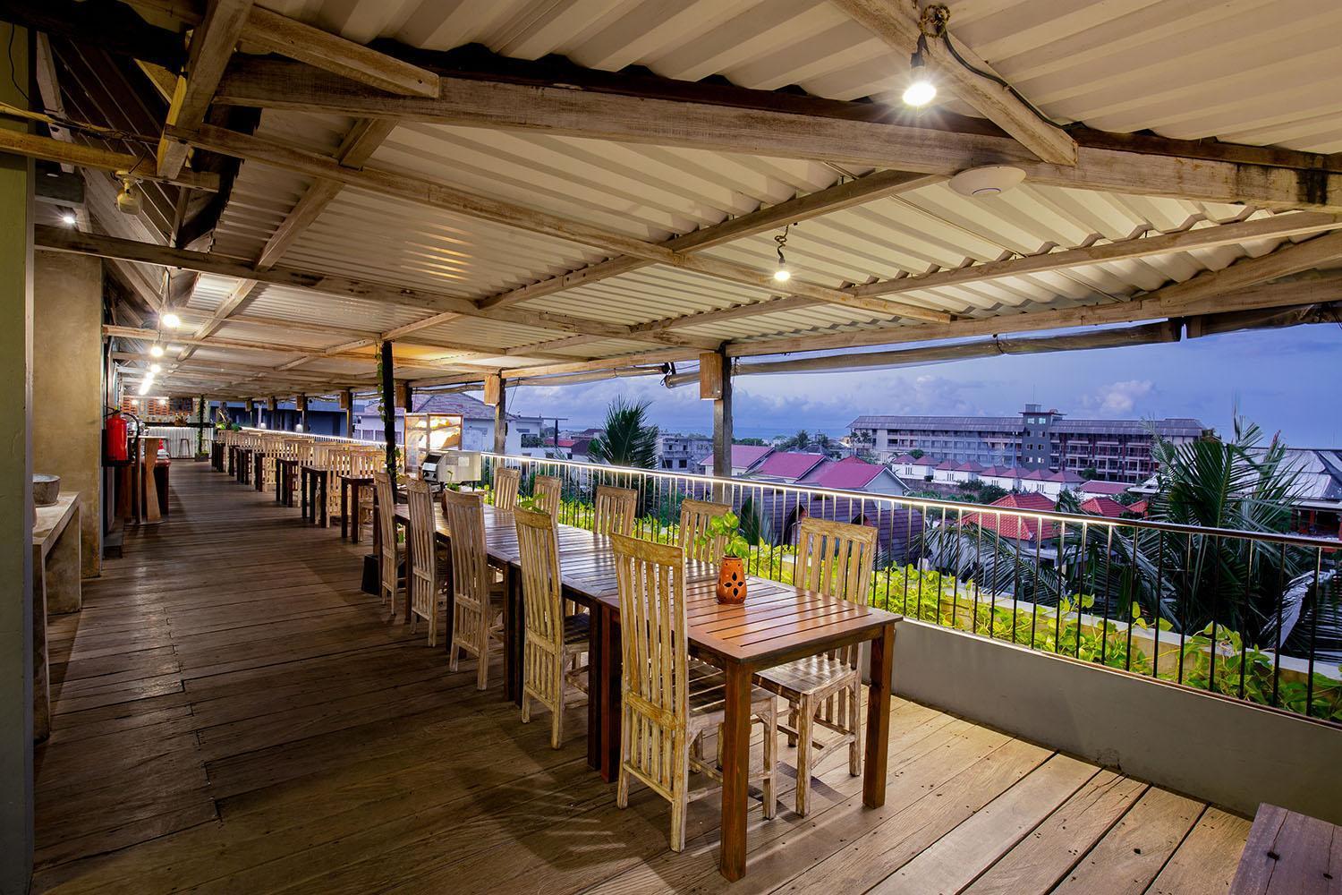 Frii Bali Echo Hotel 3*