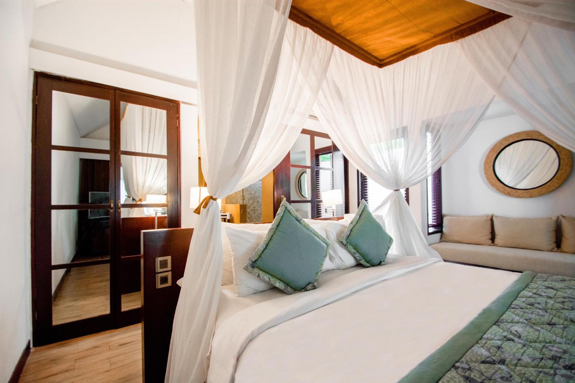 Club & Resort 5*