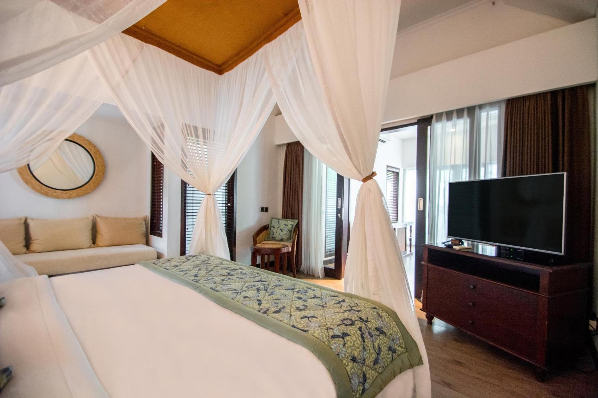 Resort Club & 5*