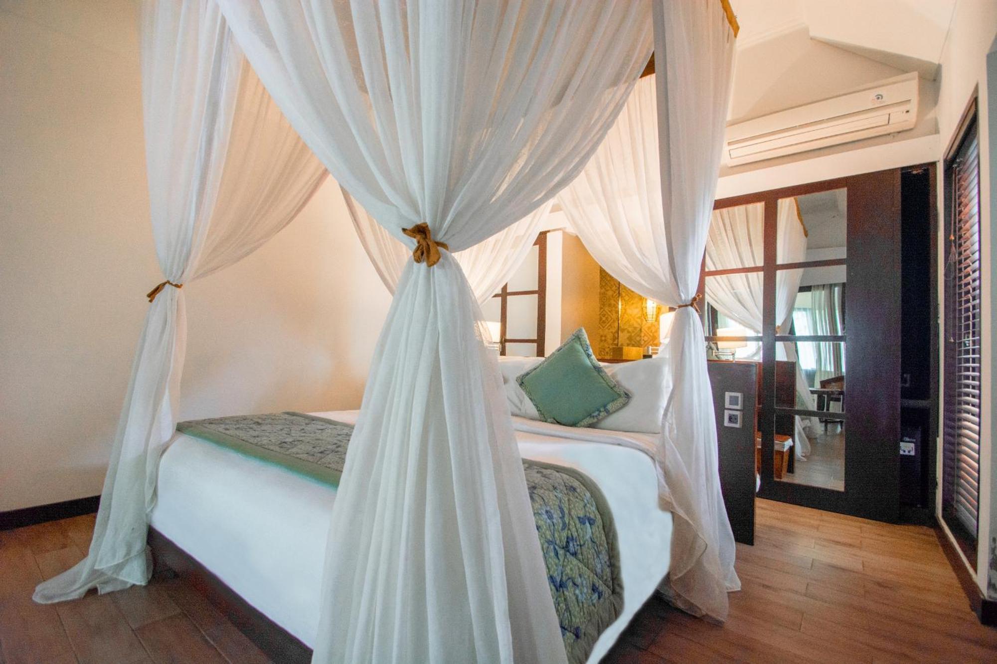Resort Club &