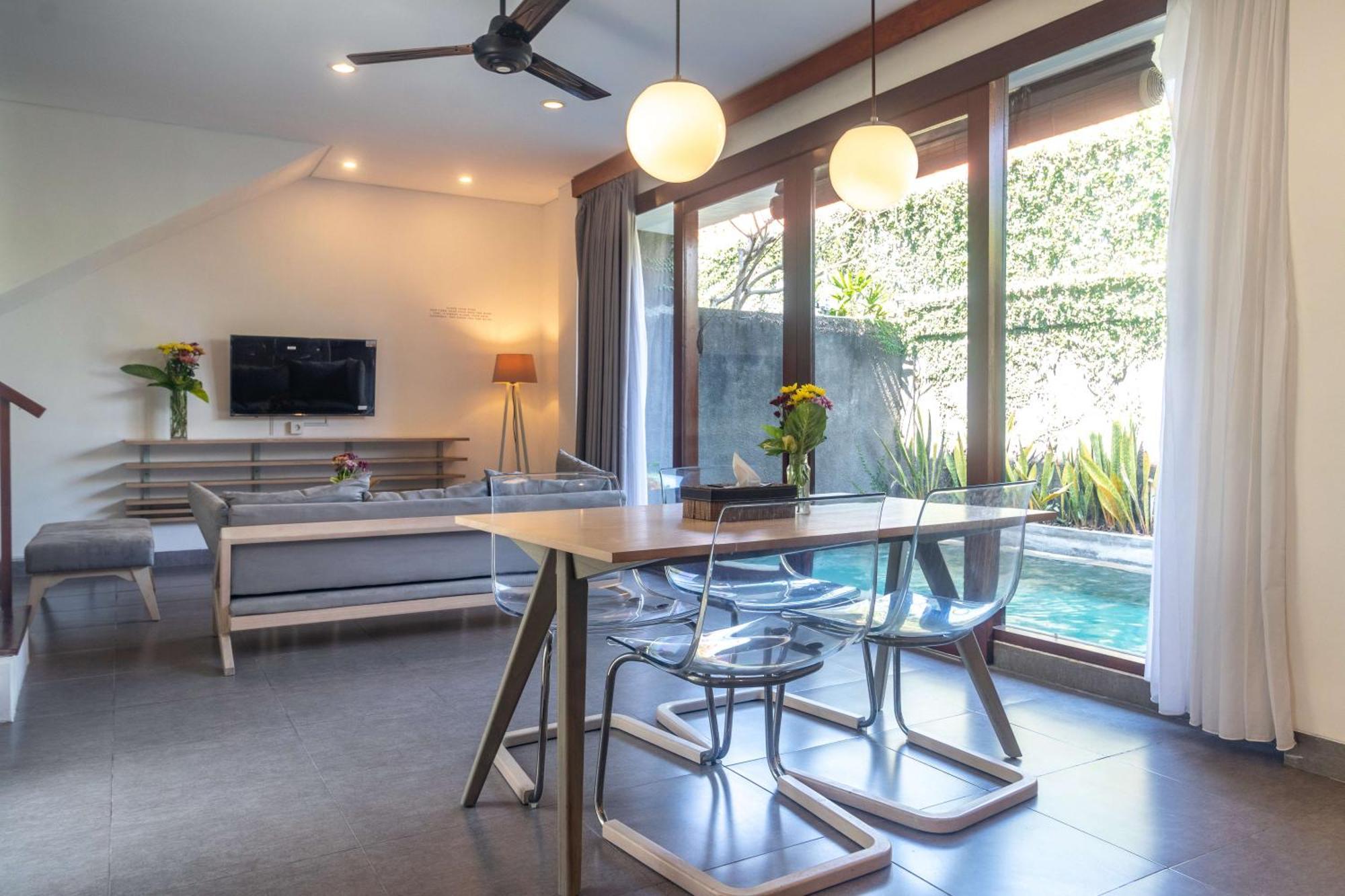 Art Villas *