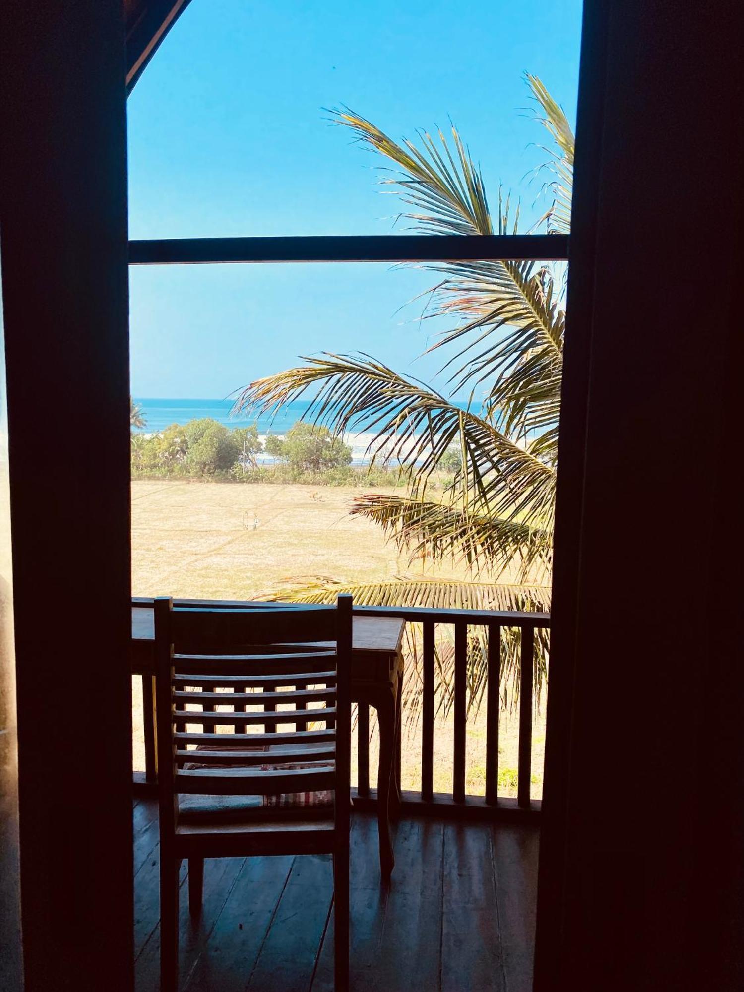 Guest house Dikaloha Surfschool And Airsatang
