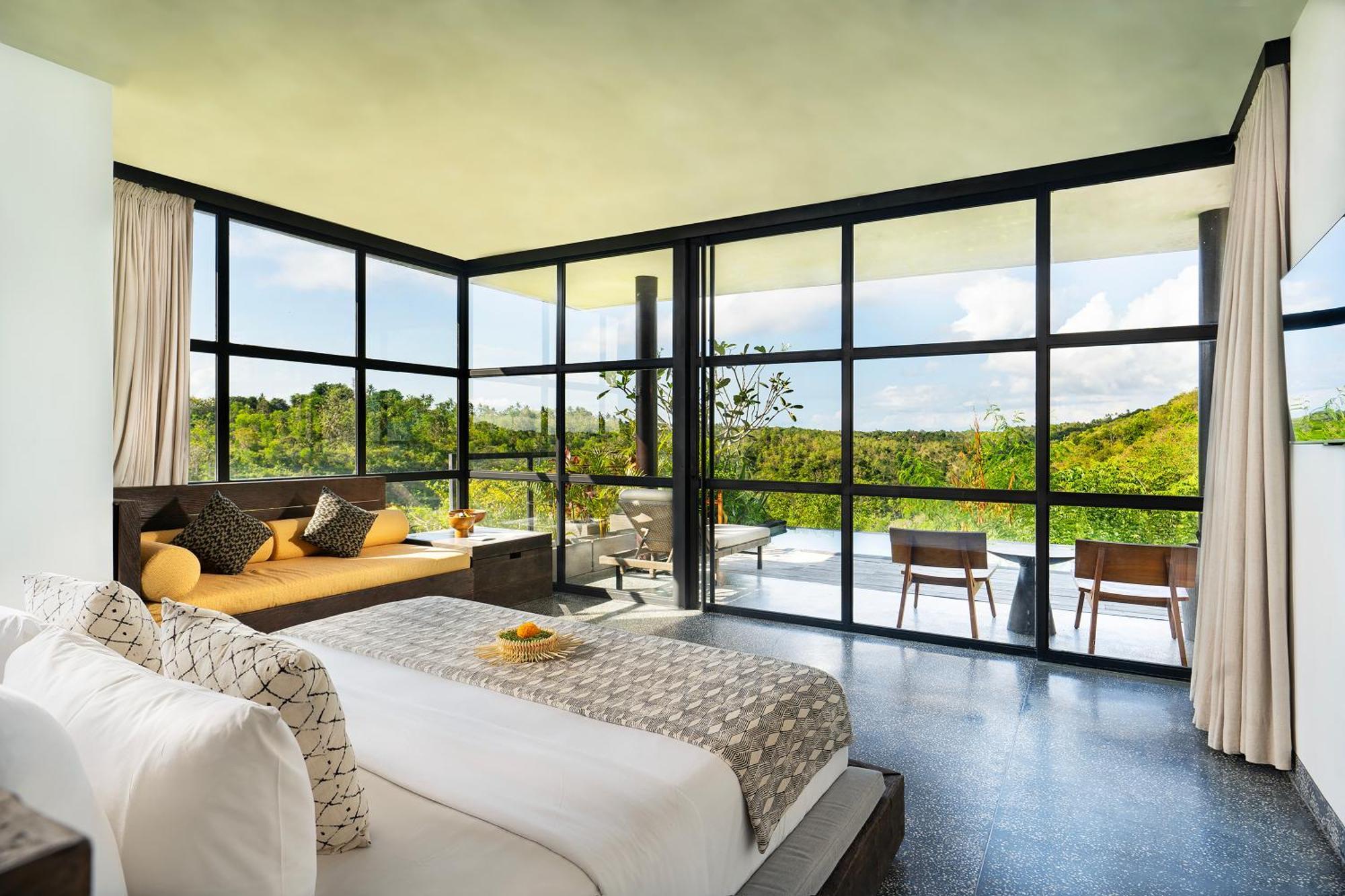 Maua Nusa Penida Bali Resort 5*