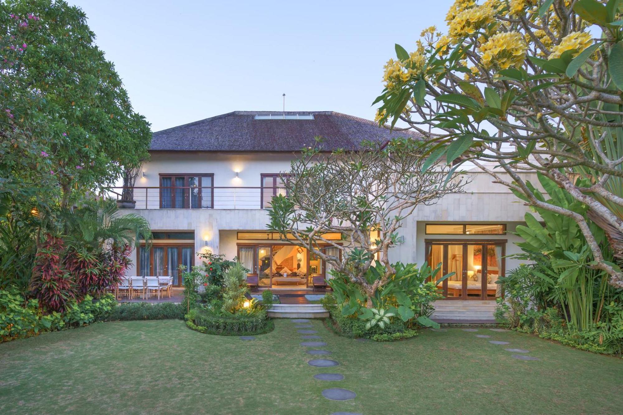 Kaira Estate Villa *