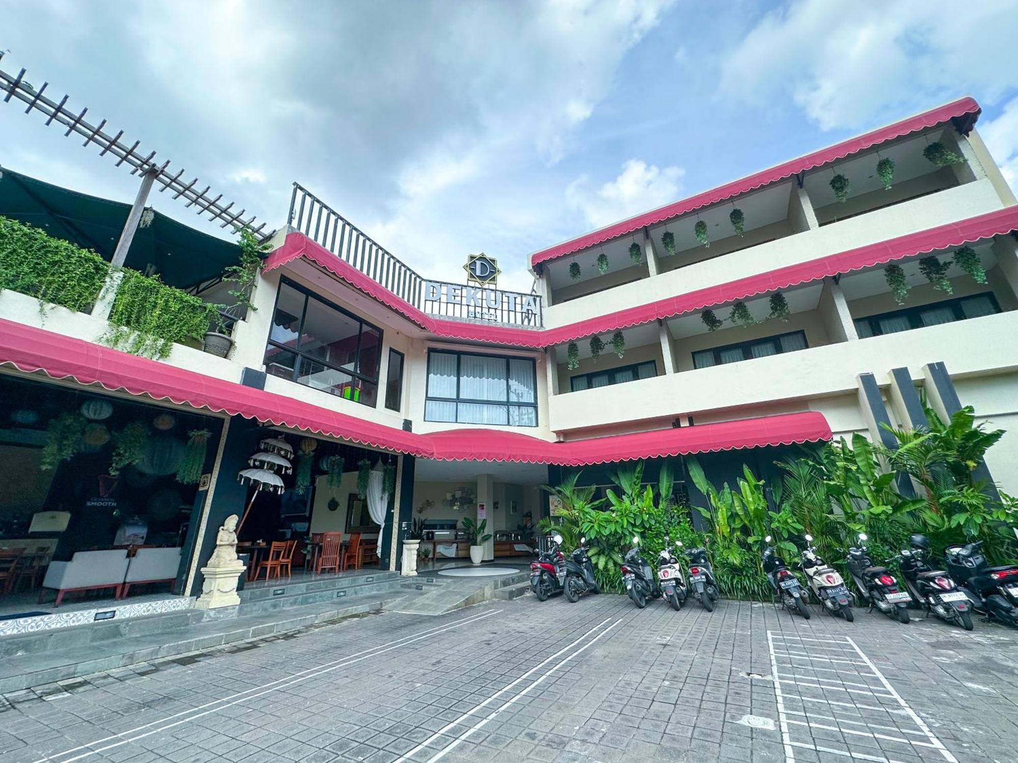 Hotel Dekuta 3*