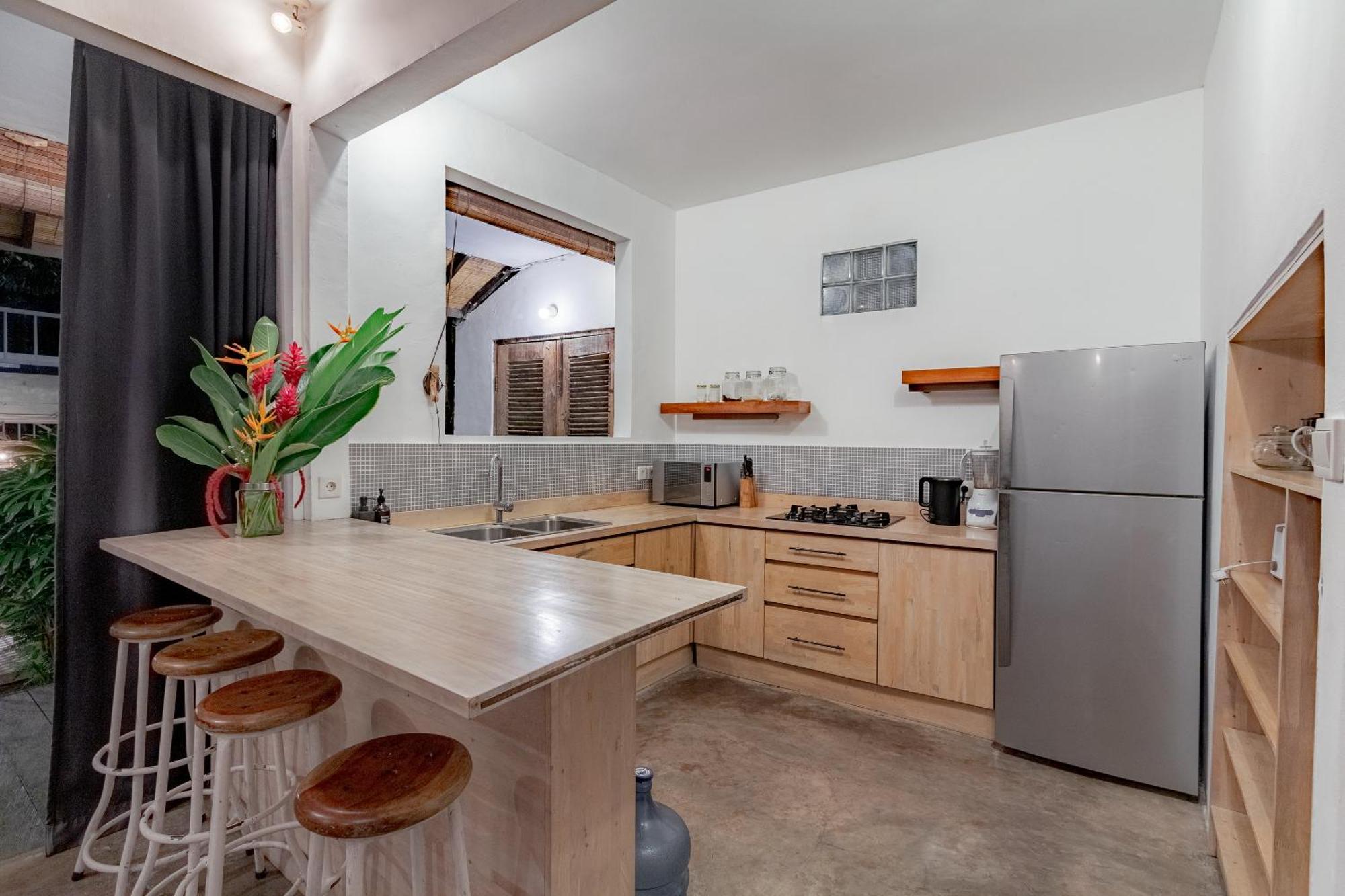 Villa Bumi - Playful & Quirky 3br Near Seminyak, A Unique Getaway *