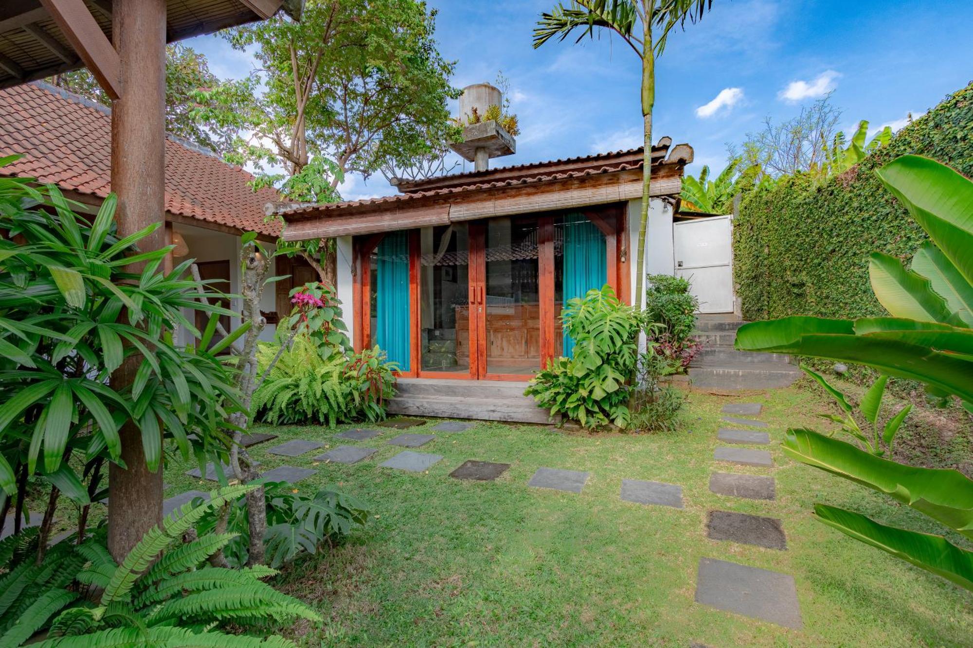 Bumi - Playful & Quirky 3br Near Seminyak, A Unique Getaway Kerobokan (Bali)