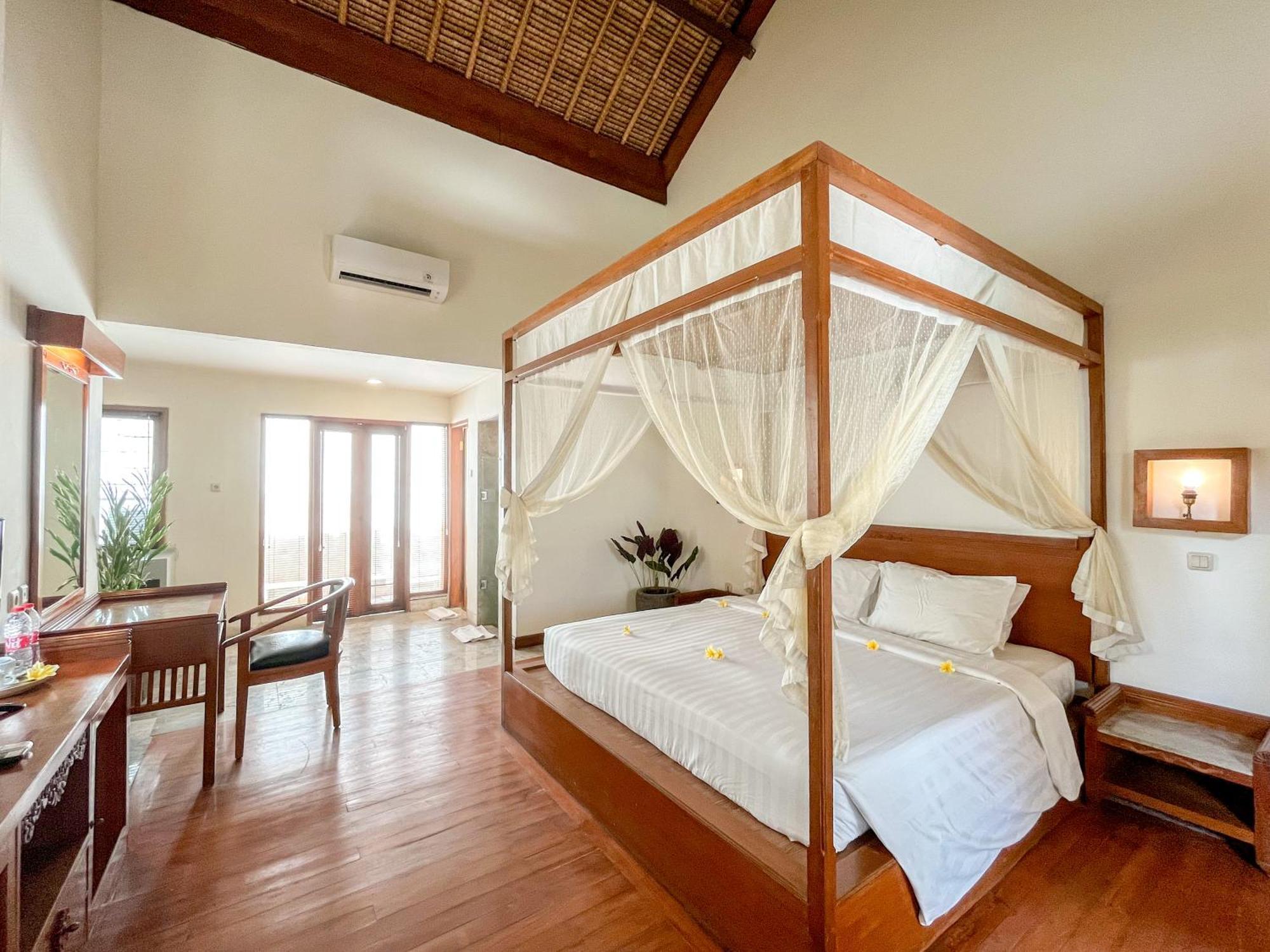 The Lagoon Bali Pool And 3*