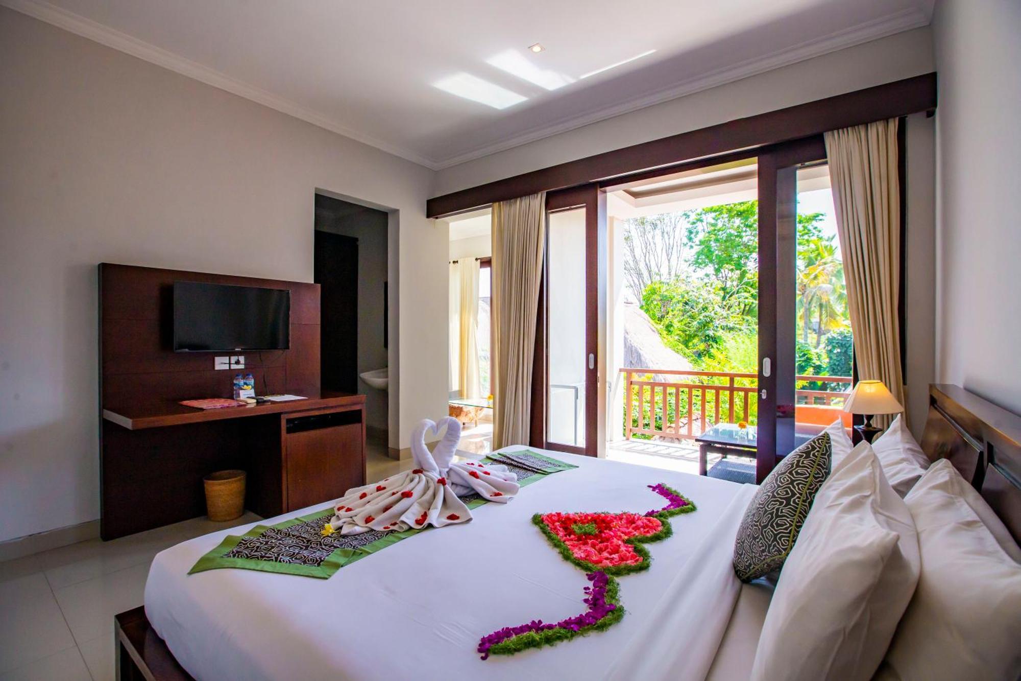 Lili Hotel 3*
