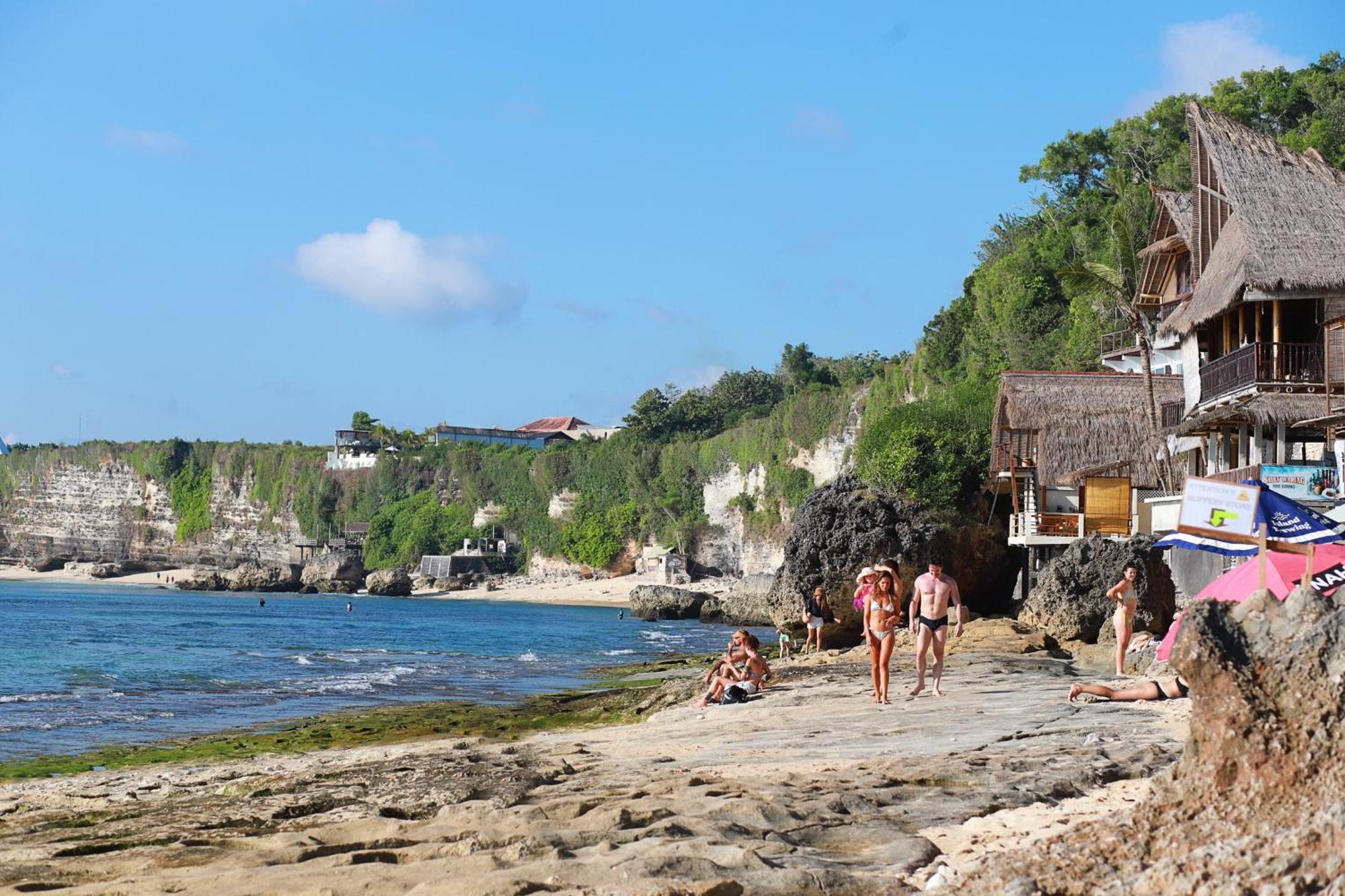 Holiday park Kerang Bingin 4*