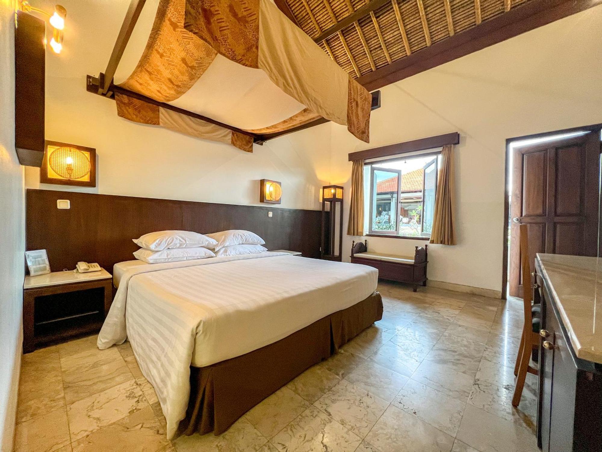 The Lagoon Bali Pool And 3* Legian (Bali)