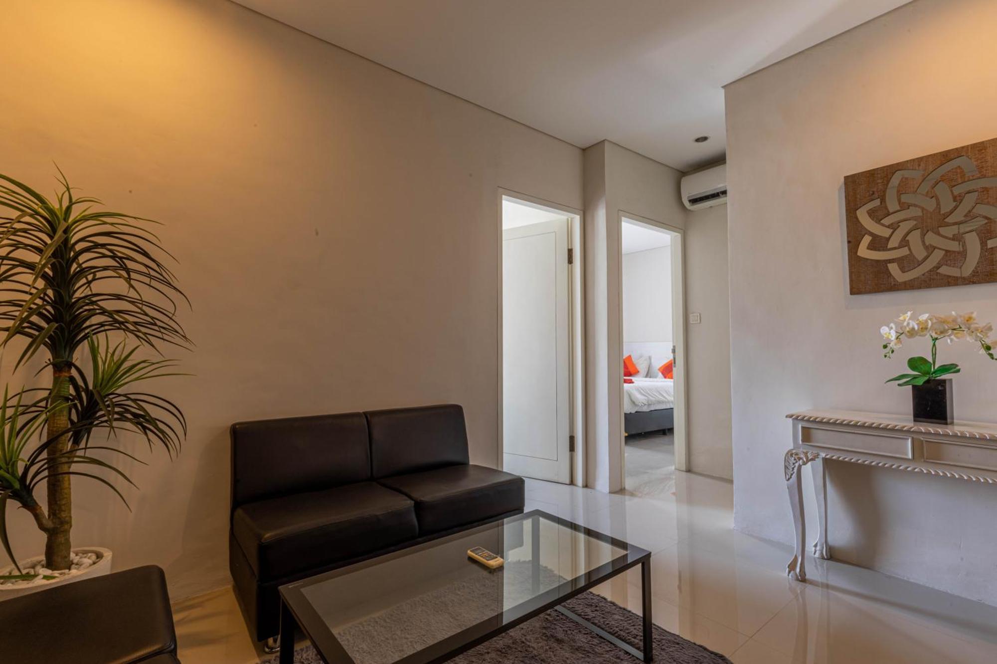 Hotel The Rinaya By Ecommerceloka 3*