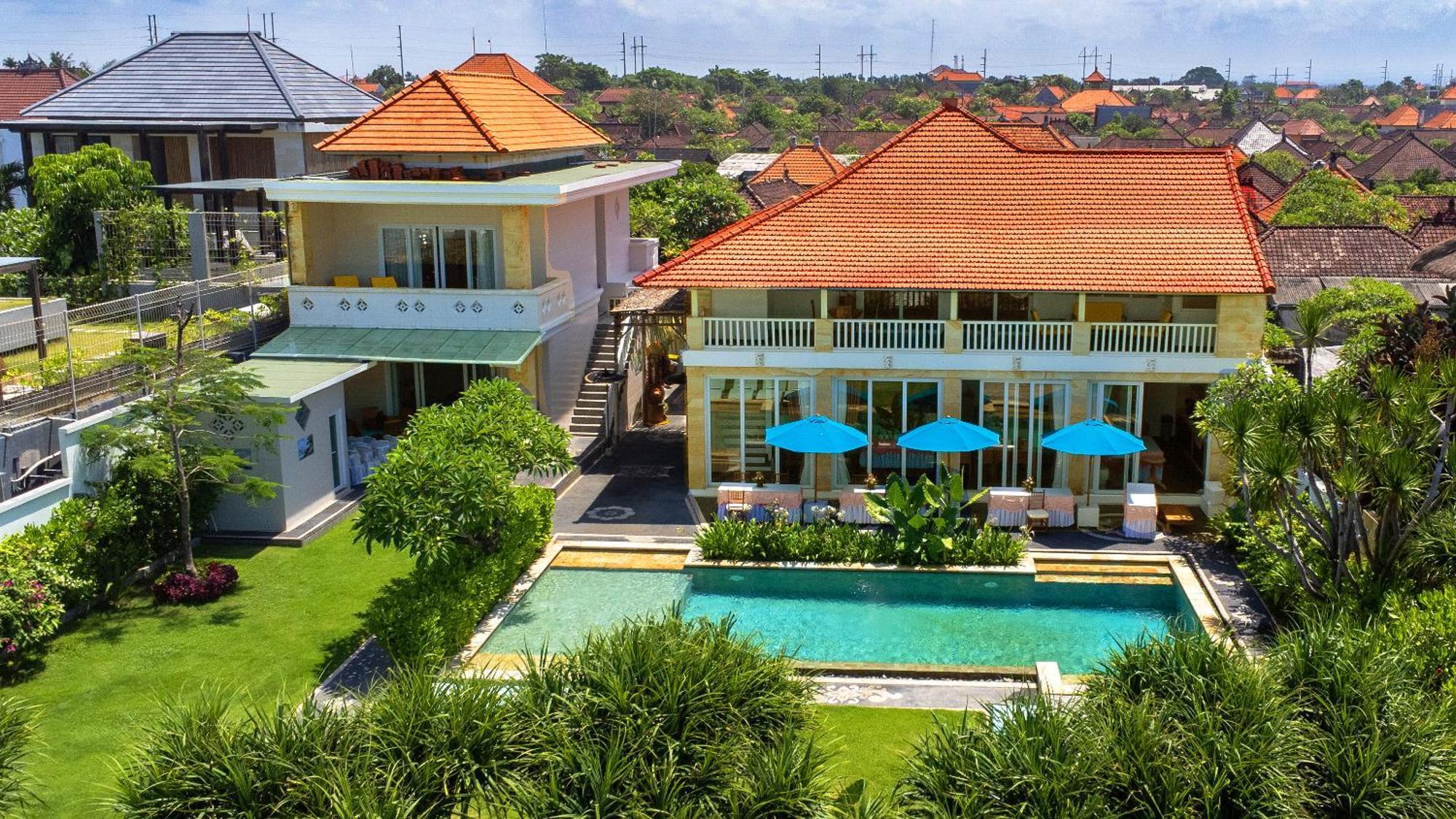 Suzuki Beachfront Villa Ketewel