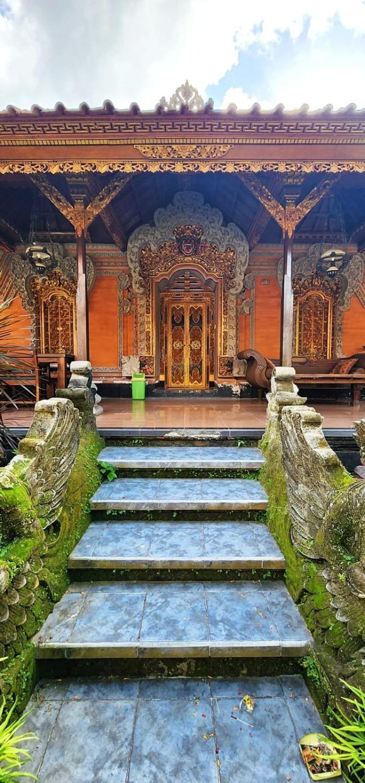 Stana Puri Gopa Sanur (Bali)