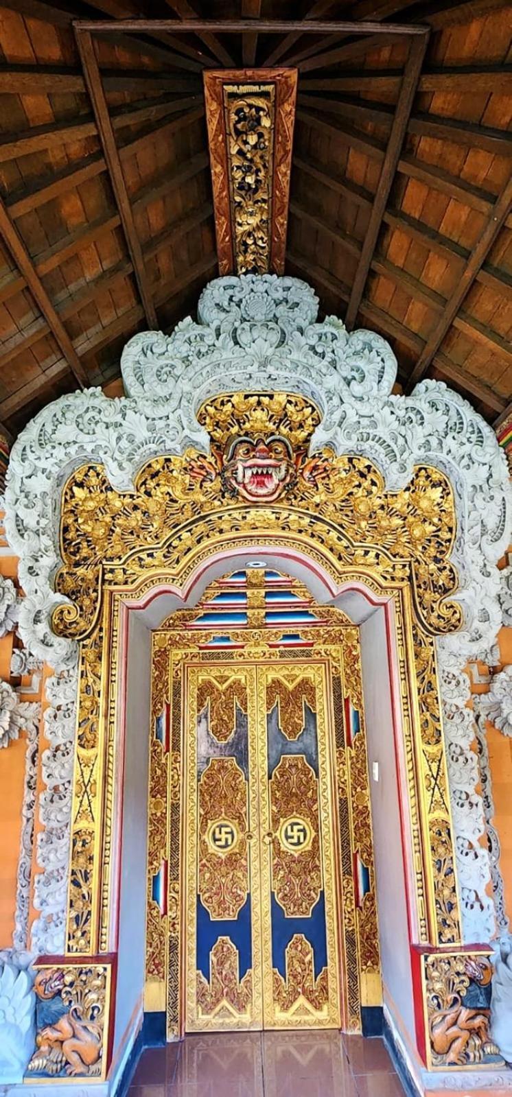 Stana Puri Gopa Hotel